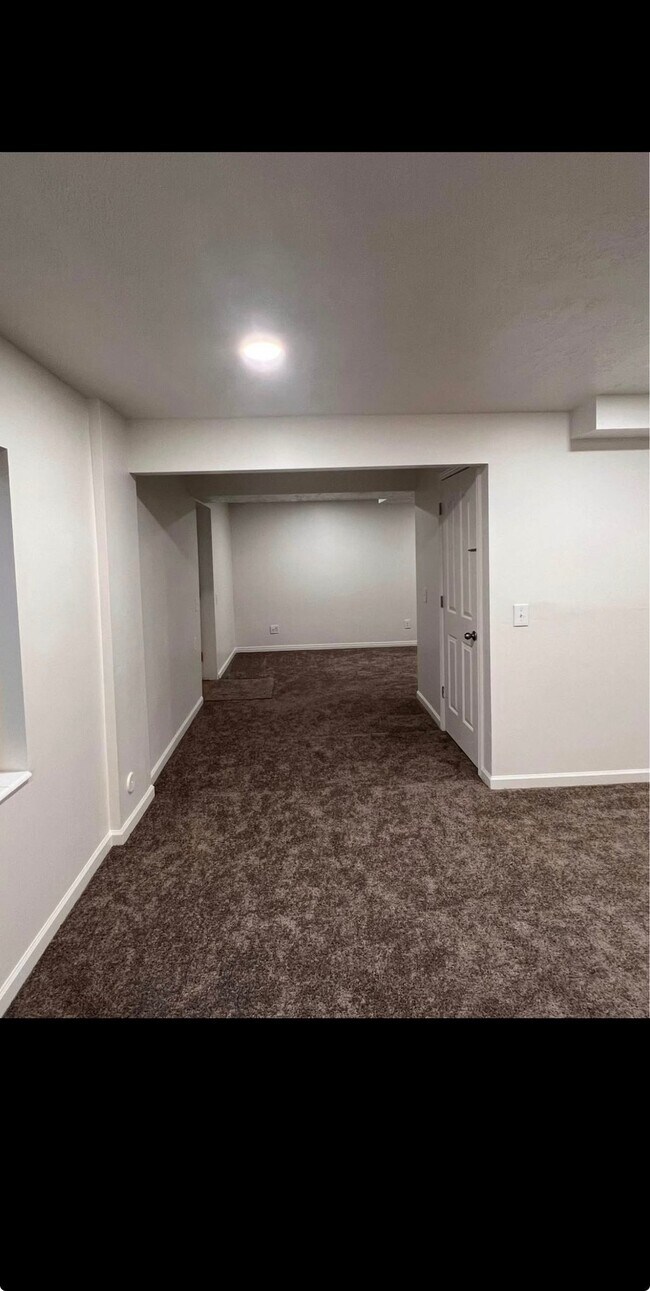 Foto del edificio - 3004 S Perennial Ct
