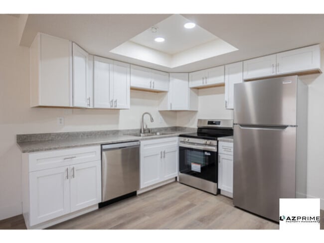 Building Photo - Charming 2/1.5 Scottsdale Apartment - Styl...