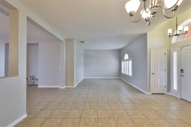 Building Photo - 813 Seminole Sky Dr