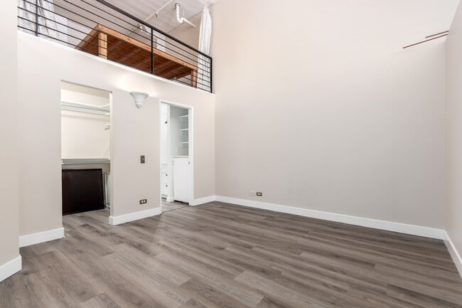 Building Photo - 720 16th St Mall