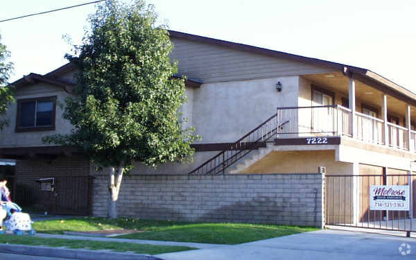 Foto del edificio - 7222 Melrose St