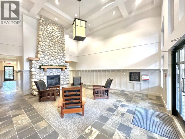 Photo du bâtiment - 18 Smokey Smith Pl