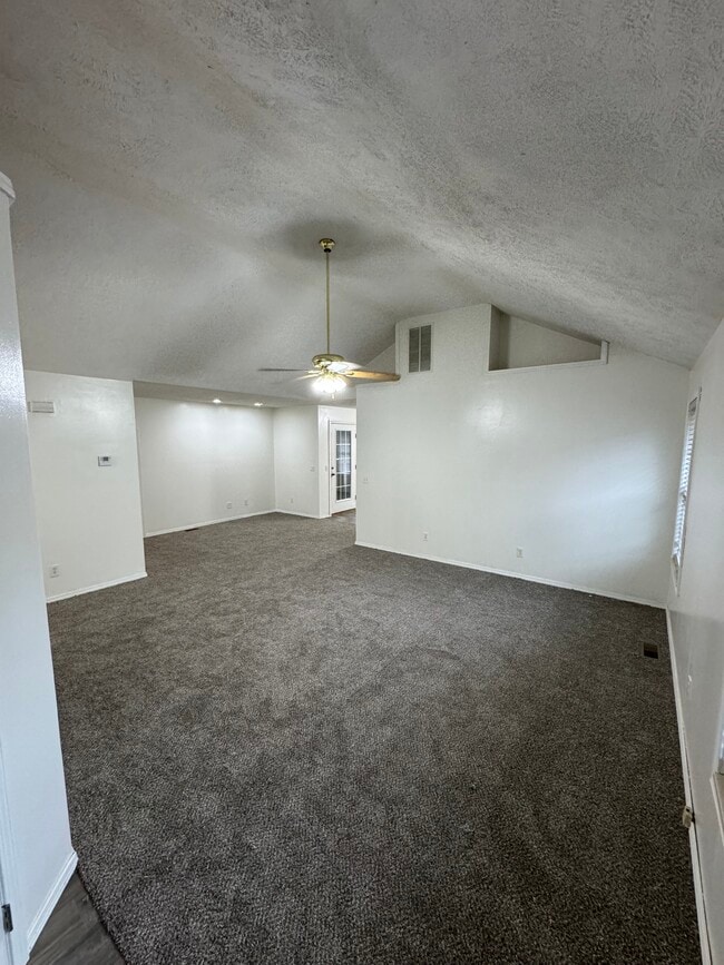 Living Room - 544 W Hines St