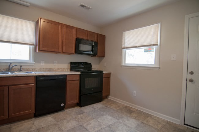 Washer & Dryer off kitchen - 2223 Summit St