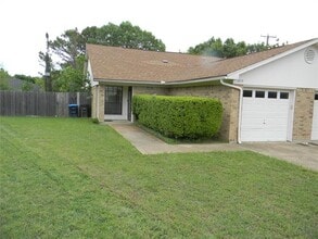 Building Photo - 7855 Colwick Ct