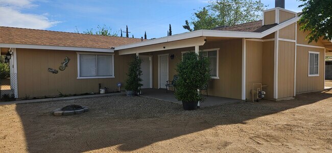 Building Photo - 7708 Mariposa Trl