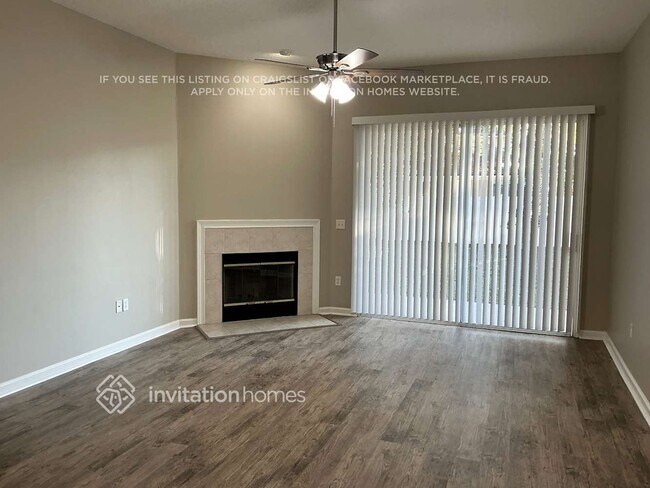 Foto del edificio - 3813 Westridge Dr