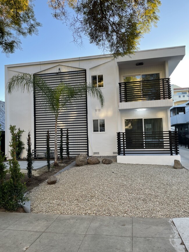 Foto del edificio - 1953 Selby Ave