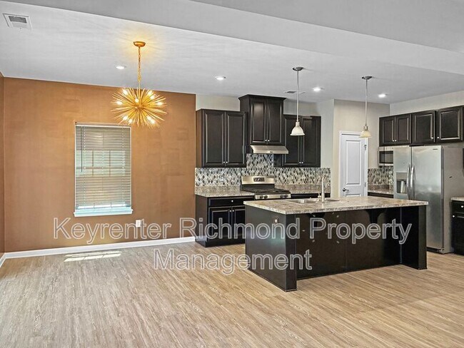 Foto del edificio - 4333 Kenmare Ln