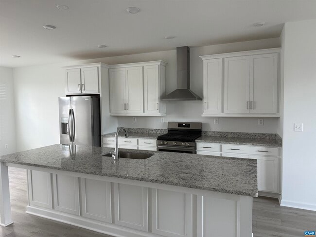 Foto del edificio - 4029 TALEN Ln