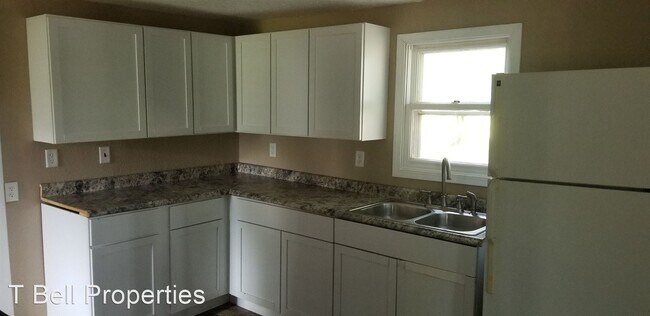 Building Photo - 3 br, 1 bath House - 513 Burlington St.