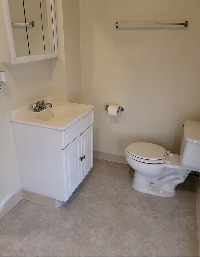 Foto del edificio - 235 NE 76th Ave