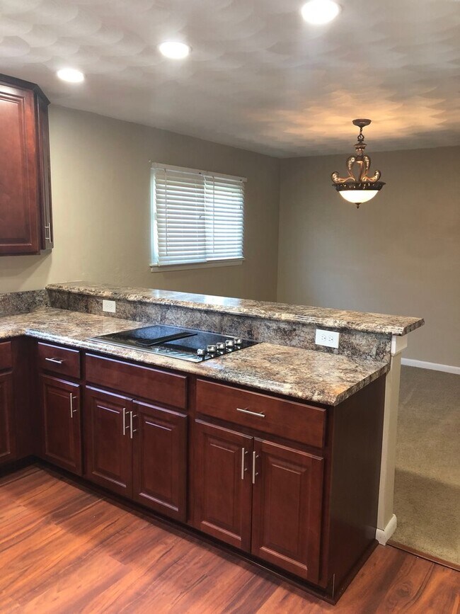 Foto del edificio - GORGEOUS HOME IN ARAGONA!