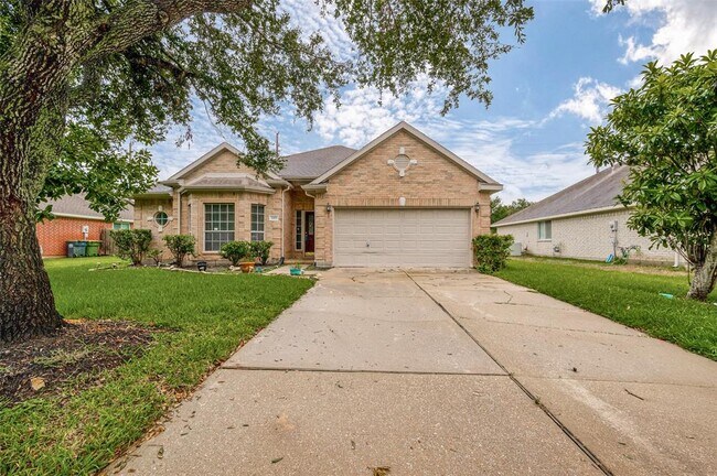 Building Photo - 1103 E Hampton Dr