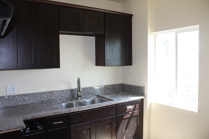 Cocina - 1019 N Pershing Ave