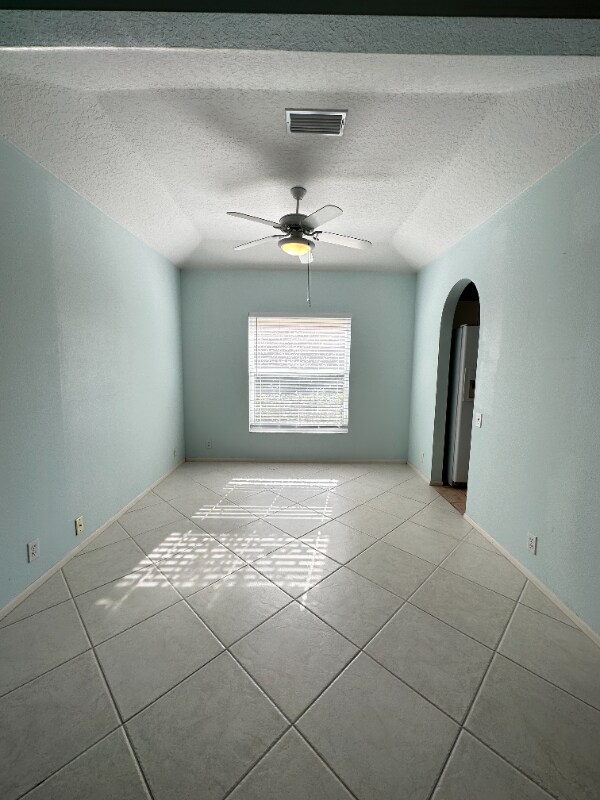 Foto del edificio - 2326 Harrier Way