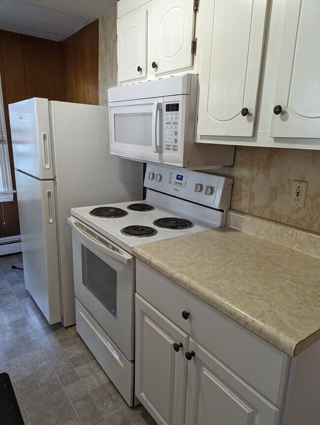 Foto del edificio - Colonial Walnut Street-Rear Unit