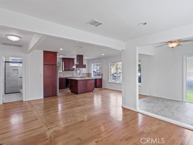 Foto del edificio - 7767 Independence Ave