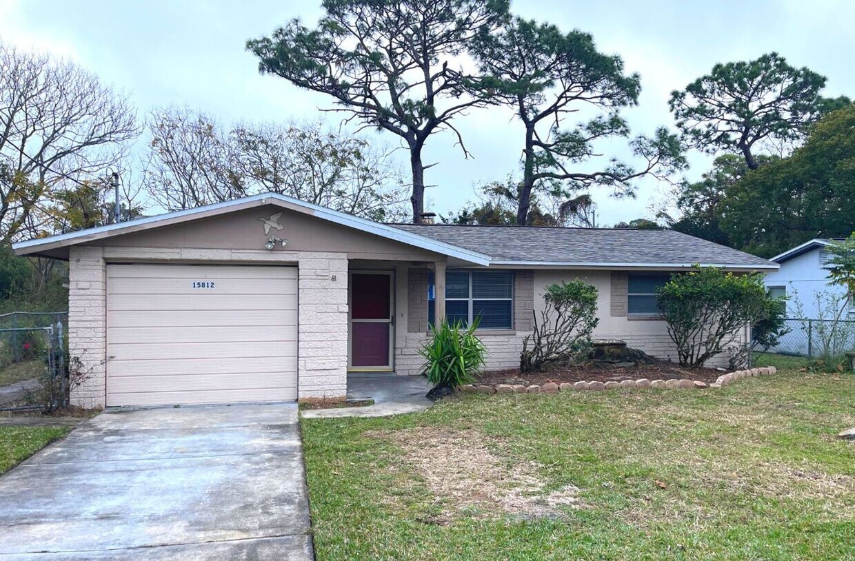 Primary Photo - Beautiful 2 Beds and 1.5 Baths Home Availa...