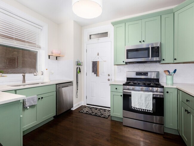 Foto del edificio - 1335 W Lunt Ave