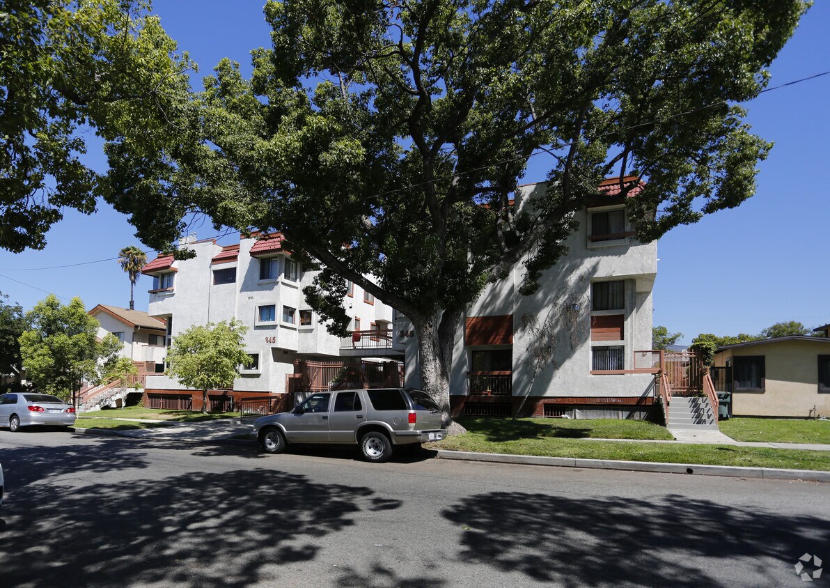 351 W Acacia Ave, Glendale, CA 91204 Apartments in Glendale, CA