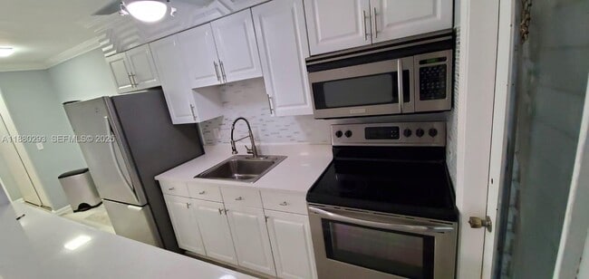 Building Photo - 2621 Grant St