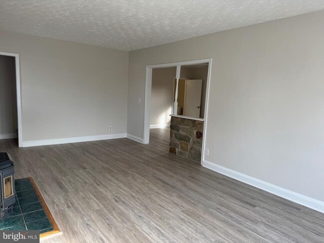 Foto del edificio - 11415 Eastern Ave