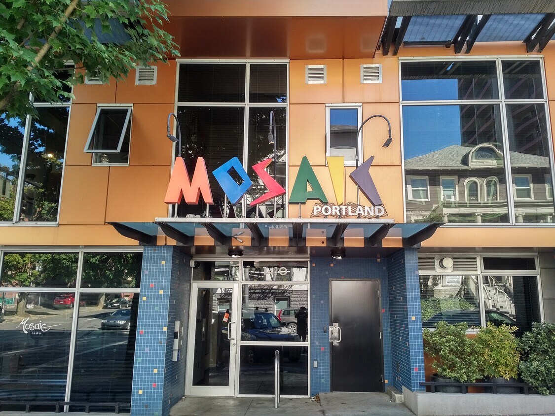 Entrance - 1410 SW 11th Ave