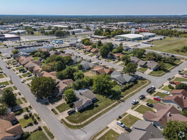 Vista aérea - ¿Desea Southwest - 1034 N Oak Ct