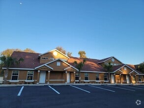 Building Photo - 755 N Vermeer Way