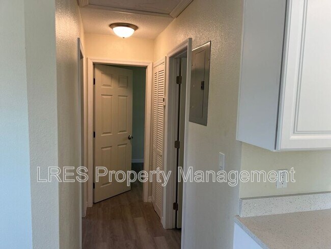 Foto del edificio - 2204 W Pine St