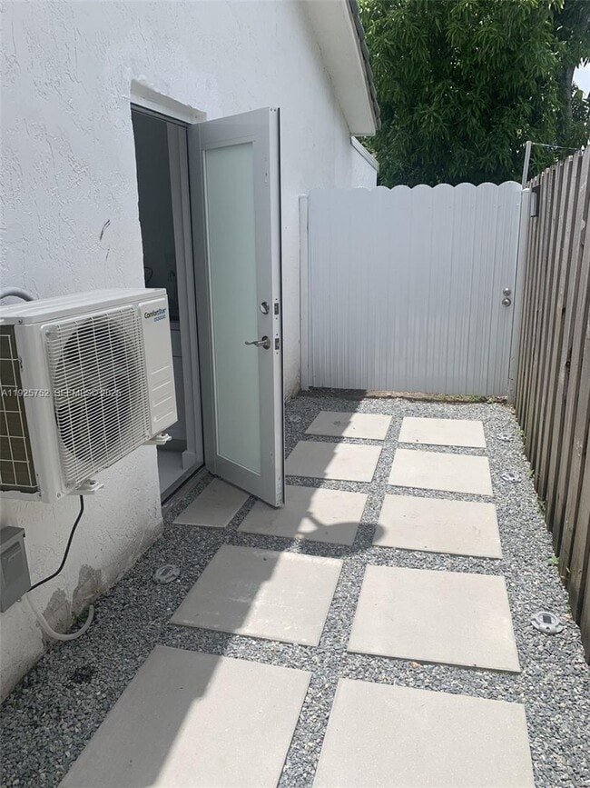 Building Photo - 20354 SW 131st Ct