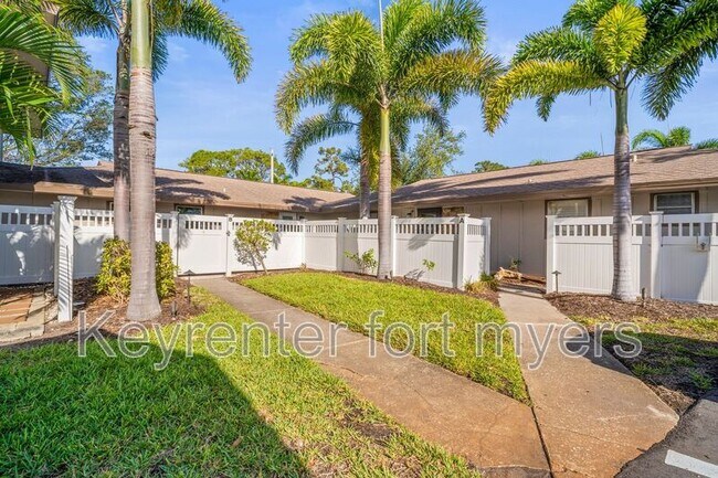 Foto del edificio - 4293 Island Cir