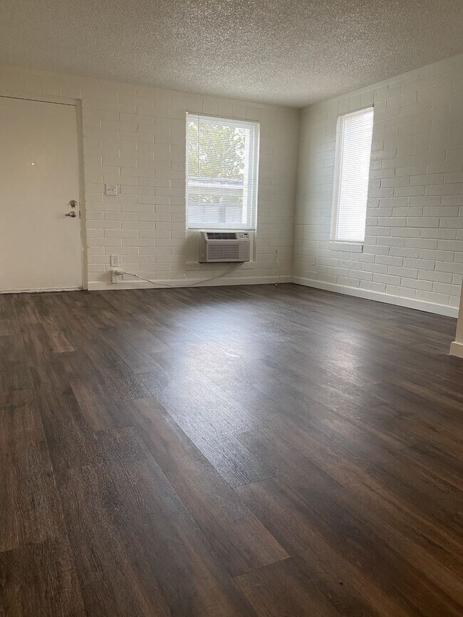 Foto del edificio - 1222 NE 4th St