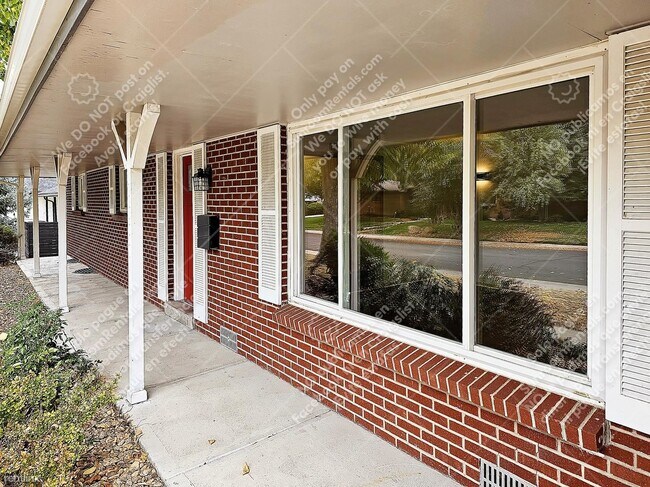 Foto del edificio - 3 br, 3 bath House - 2612 S Kearney St