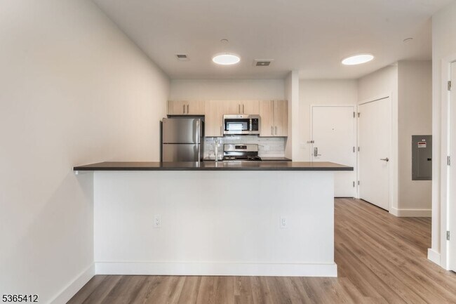 Foto del edificio - 72 S Essex Ave