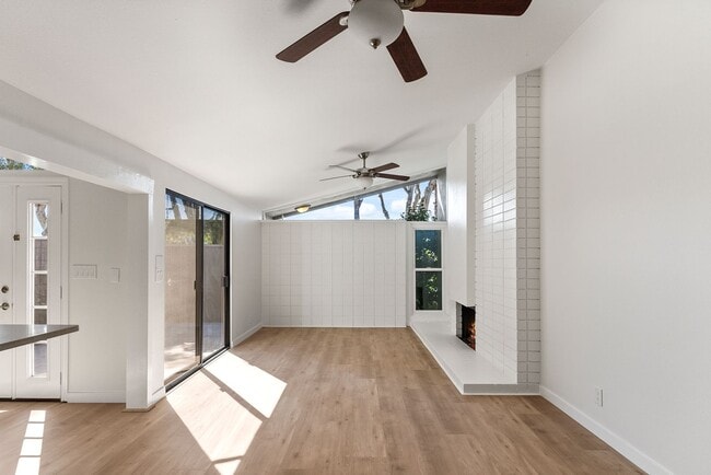 Building Photo - 450 Bolero Way