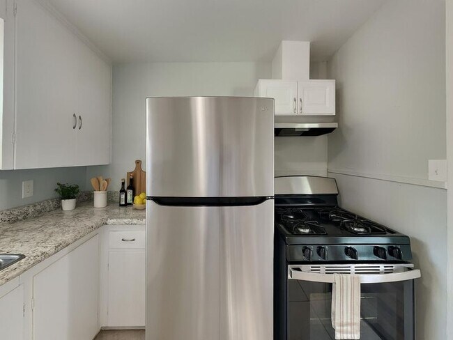 Foto del edificio - 5913 Houghton Ave