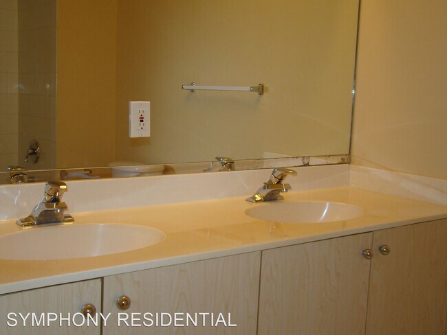 Foto del edificio - 11000-11098 W Sample Rd