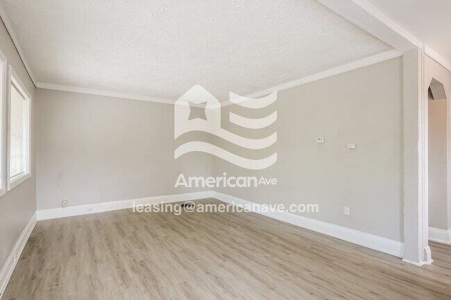 Foto del edificio - 318 Purcell Ave