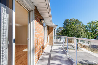 Building Photo - 79 Heatherside Dr