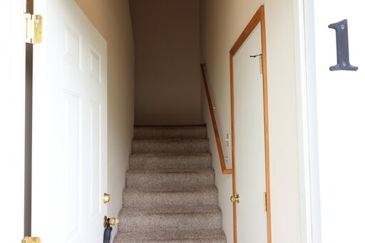 Building Photo - 10260 Marblewing Rd