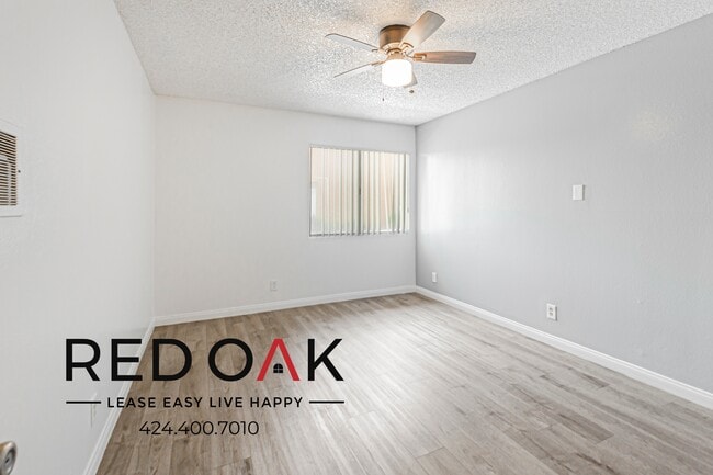 Foto del edificio - 17341 Hurley St