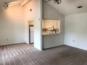 Building Photo - 5131 Nicholson Dr