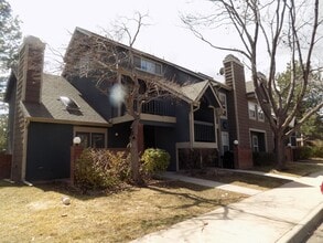 Building Photo - 3565 Windmill Dr