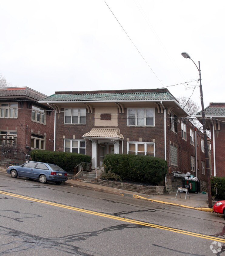 Foto del edificio - 2820 W Liberty Ave