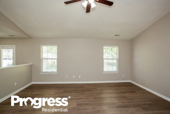 Foto del edificio - 6404 Amarillo Way