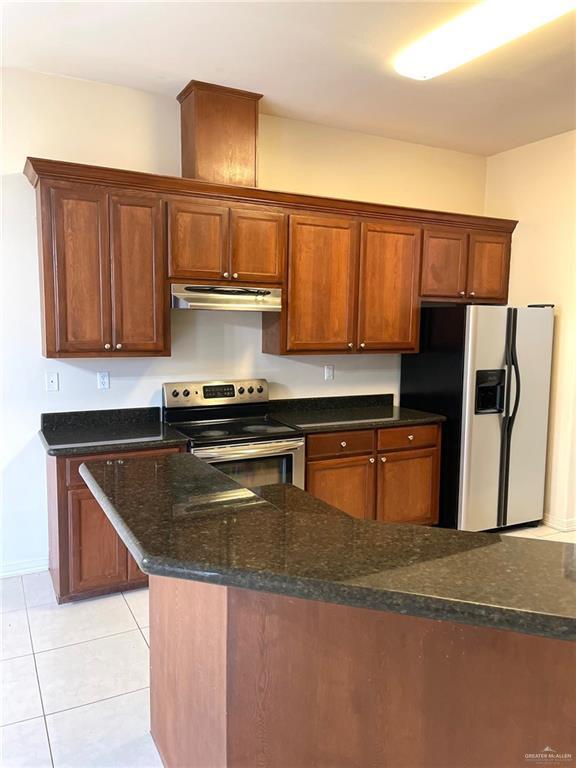 Building Photo - 16 5th St