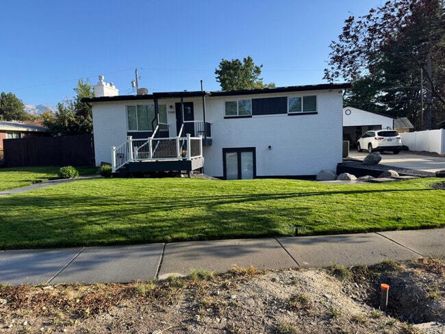 Building Photo - 1360 E 5360 S