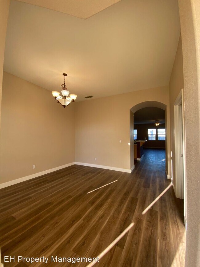 Foto del edificio - 4 br, 3 bath House - 10115 Kuhn Ranch Way